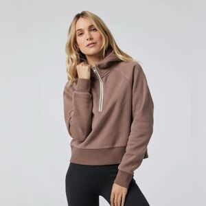 Vuori restore Half-Zip Hoodie